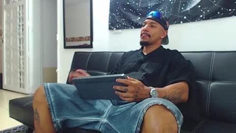 Wesley Rogger online show from 11/09/25, 11:03