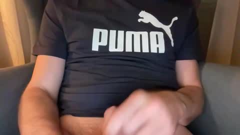 wet_adidasboy online show from 10/18/25, 09:48