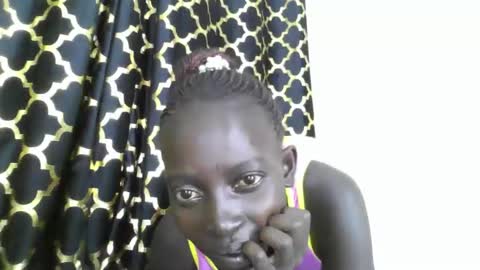 Snapshot of wet_pussy2025 chatting on 11/04/25, 08:30 wet_pussy2025 online show from 11/04/25, 08:30