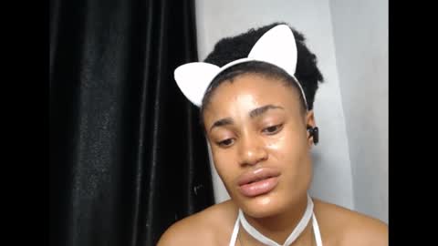 Snapshot of wetdrippussy7 chatting on 10/27/25, 10:36 wetdrippussy7 online show from 10/27/25, 10:36