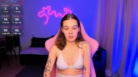 Snapshot of whatsyourdestiny chatting on 11/10/25, 12:31 Kate online show from 11/10/25, 12:31