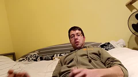 Snapshot of whatwouldyouliketosee chatting on 01/01/25, 02:09 stoffy online show from 01/01/25, 02:09