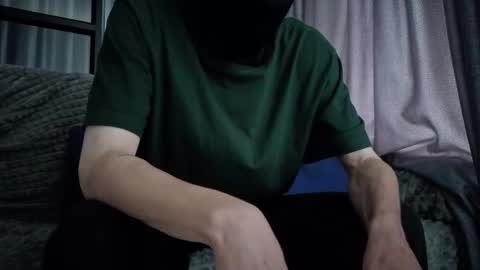 whispero_o online show from 10/21/25, 08:37