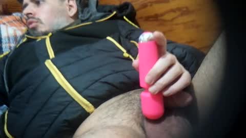 Snapshot of white_boy15 chatting on 12/20/24, 11:16 n n15 online show from 12/20/24, 11:16
