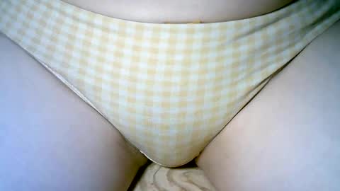 Snapshot of whiteapsara chatting on 12/01/24, 08:09 Love online show from 12/01/24, 08:09