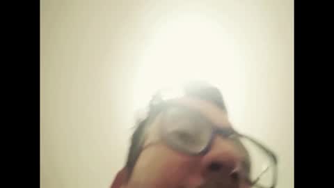 Snapshot of whitelines19 chatting on 11/08/25, 03:50 whitelines1991 online show from 11/08/25, 03:50