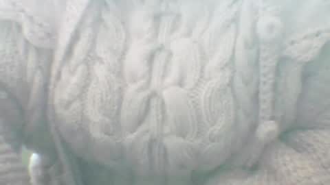 whitesweater online show from 02/12/25, 07:13