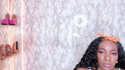 whitneyyfox online show from 01/09/25, 07:42