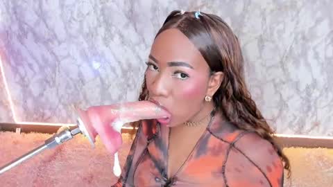 whitneyyfox online show from 02/28/25, 12:32