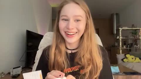 Alisa online show from 10/09/25, 07:50