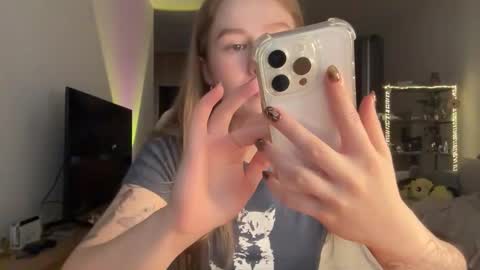 Alisa online show from 11/15/25, 07:27