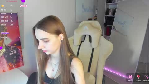 Snapshot of whole_eternity chatting on 01/05/25, 09:03 Abby online show from 01/05/25, 09:03