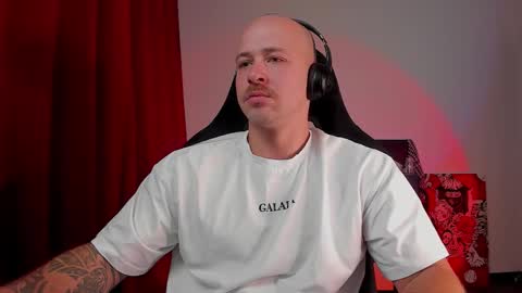 VI online show from 10/15/25, 04:51