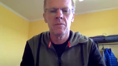 whynotfly1 online show from 10/11/25, 01:27