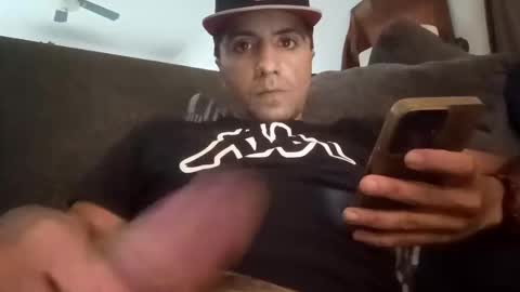 whyyuhcare7022 online show from 11/19/25, 12:32