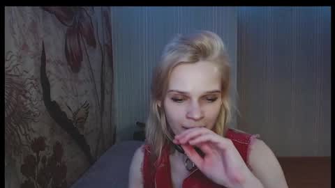 Snapshot of wicky_hey chatting on 03/01/25, 03:21 Victoria online show from 03/01/25, 03:21