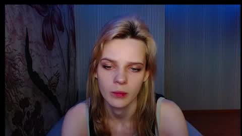 Snapshot of wicky_hey chatting on 09/25/25, 06:22 Victoria online show from 09/25/25, 06:22