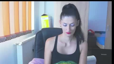 Bea online show from 10/08/25, 07:28