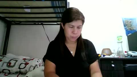 Snapshot of wildbrownchick69 chatting on 10/01/25, 11:44 WildChick online show from 10/01/25, 11:44