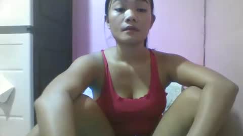 wildchilly_pearl19 online show from 11/11/25, 03:50