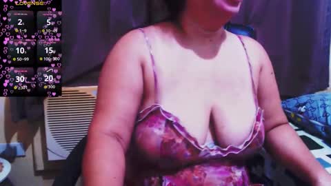 wildhotasianx online show from 11/19/25, 09:15