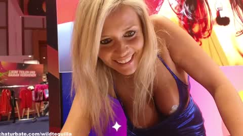 Lili online show from 09/28/25, 10:31