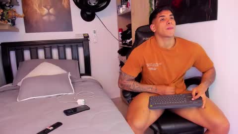 Snapshot of william_dracko9 chatting on 10/21/25, 08:31 Dracko online show from 10/21/25, 08:31