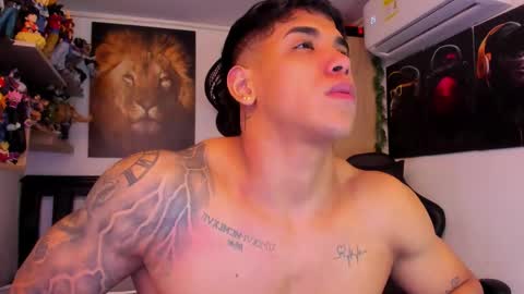 Snapshot of william_dracko9 chatting on 10/30/25, 03:52 Dracko online show from 10/30/25, 03:52