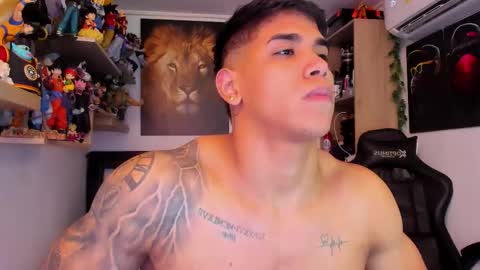 Snapshot of william_dracko9 chatting on 11/19/25, 06:41 Dracko online show from 11/19/25, 06:41