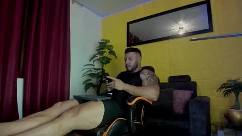 Snapshot of william_parra55 chatting on 09/11/25, 01:49 William Parra online show from 09/11/25, 01:49