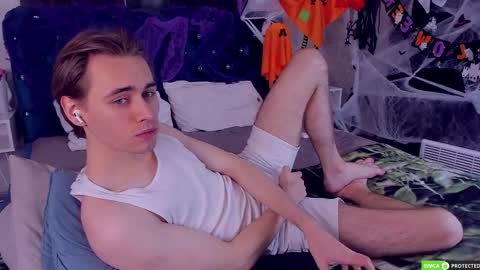 William online show from 10/18/25, 03:09