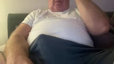 willieb777 online show from 10/13/25, 01:27