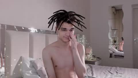 Willie online show from 11/08/25, 06:02