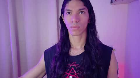 willy_veins online show from 11/08/25, 09:42