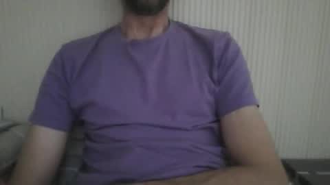 Snapshot of willyturin chatting on 10/14/25, 02:56 willyturin online show from 10/14/25, 02:56