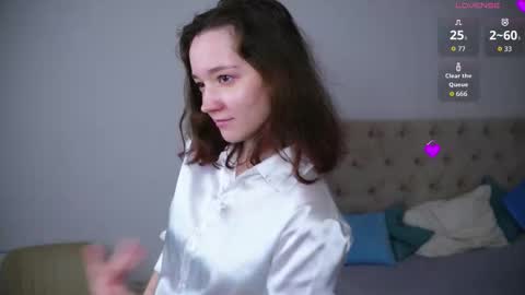 for u Alise online show from 10/19/25, 04:35