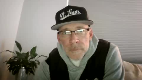 Snapshot of wingnutt765733 chatting on 03/03/25, 12:26 wingnutt765733 online show from 03/03/25, 12:26