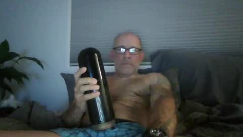 Snapshot of wingnutt765733 chatting on 03/04/25, 01:49 wingnutt765733 online show from 03/04/25, 01:49