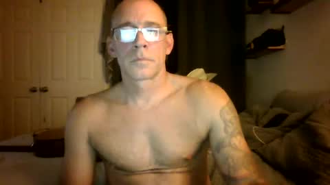 Snapshot of wingnutt765733 chatting on 09/24/25, 05:44 wingnutt765733 online show from 09/24/25, 05:44