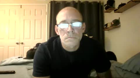 Snapshot of wingnutt765733 chatting on 09/30/25, 05:45 wingnutt765733 online show from 09/30/25, 05:45