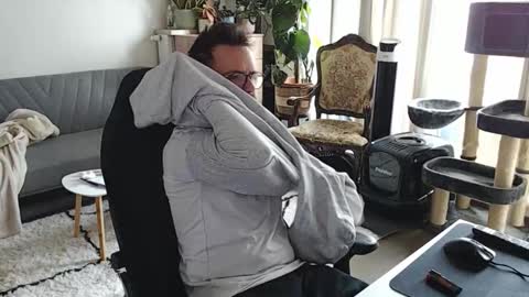 Snapshot of winnydepooh chatting on 11/11/25, 08:36 cream36 online show from 11/11/25, 08:36