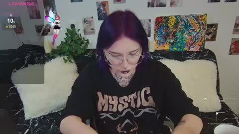 Snapshot of winstyxt chatting on 09/26/25, 02:32 winstyxt online show from 09/26/25, 02:32