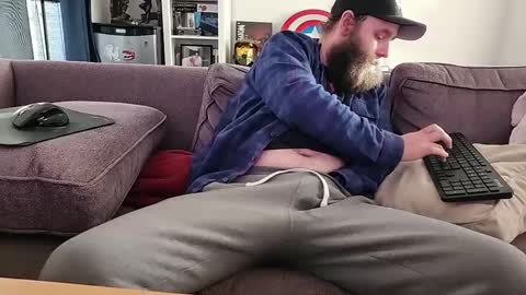 Snapshot of winter117 chatting on 12/12/24, 07:59 winter117 online show from 12/12/24, 07:59