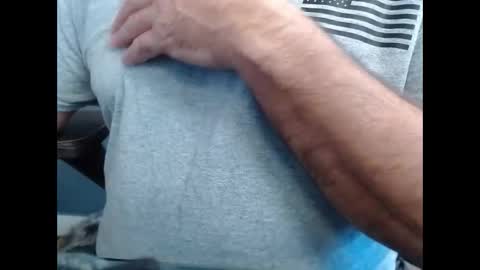 Snapshot of wisanonymousman chatting on 11/13/25, 02:49 Wisa Randy online show from 11/13/25, 02:49