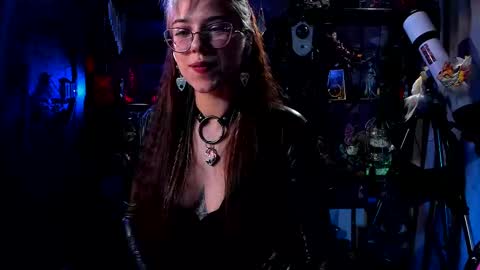Snapshot of witch_fiona chatting on 02/19/25, 08:20 Goddess of two strapons - Mr. long Don Mr. Pinky online show from 02/19/25, 08:20