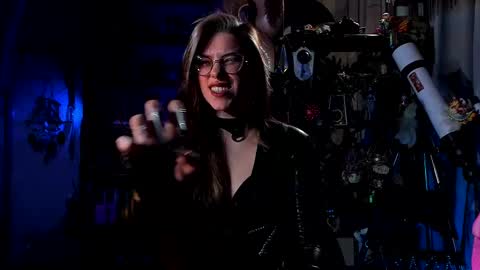 Snapshot of witch_fiona chatting on 03/07/25, 08:44 Goddess of two strapons - Mr. long Don Mr. Pinky online show from 03/07/25, 08:44