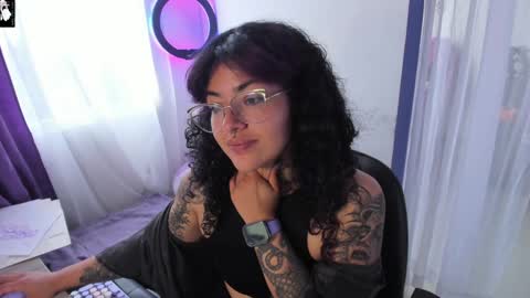 Snapshot of witchofhearts chatting on 01/10/25, 09:31 Luna Violeta A r t i s t online show from 01/10/25, 09:31