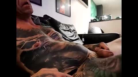 wivag online show from 09/21/25, 09:38