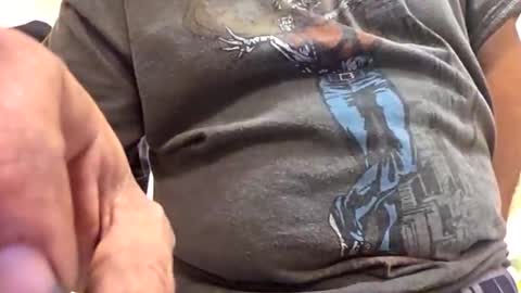 Snapshot of wizdm2528 chatting on 11/29/25, 08:17 wizdm2528 online show from 11/29/25, 08:17