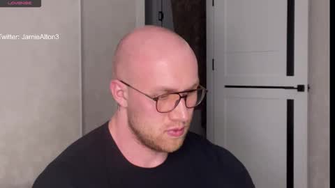 Wlademar online show from 10/19/25, 08:42